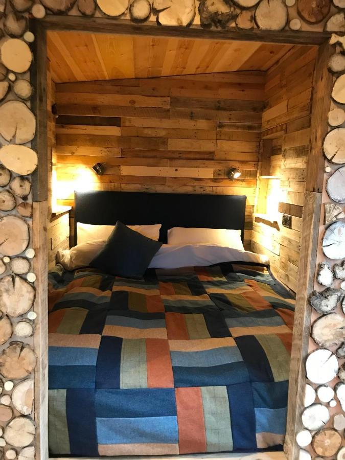 The Little Stable Hotel คอร์บี ภายนอก รูปภาพ